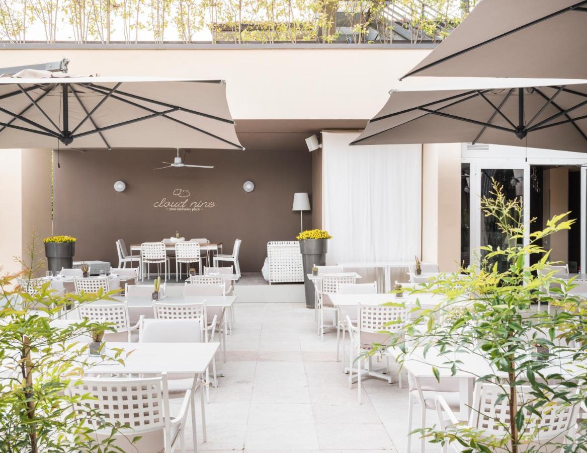 Hatelier Garda Home By Enjoy Garda Hotel เปสเคียรา เดล การ์ดา ภายนอก รูปภาพ